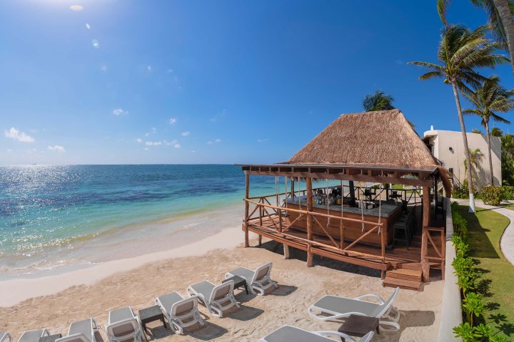Desire Riviera Maya Beach Bar
