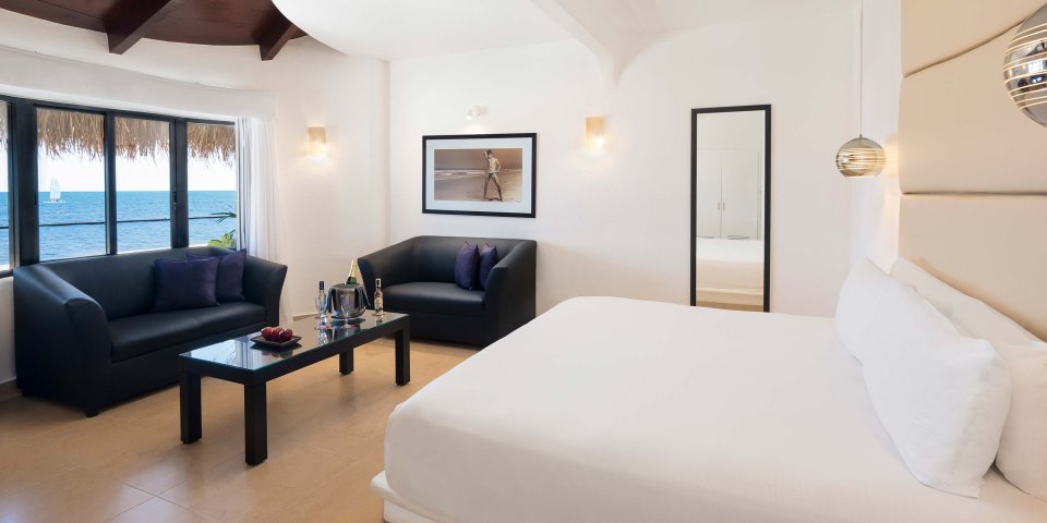 Jacuzzi Oceanview Room
